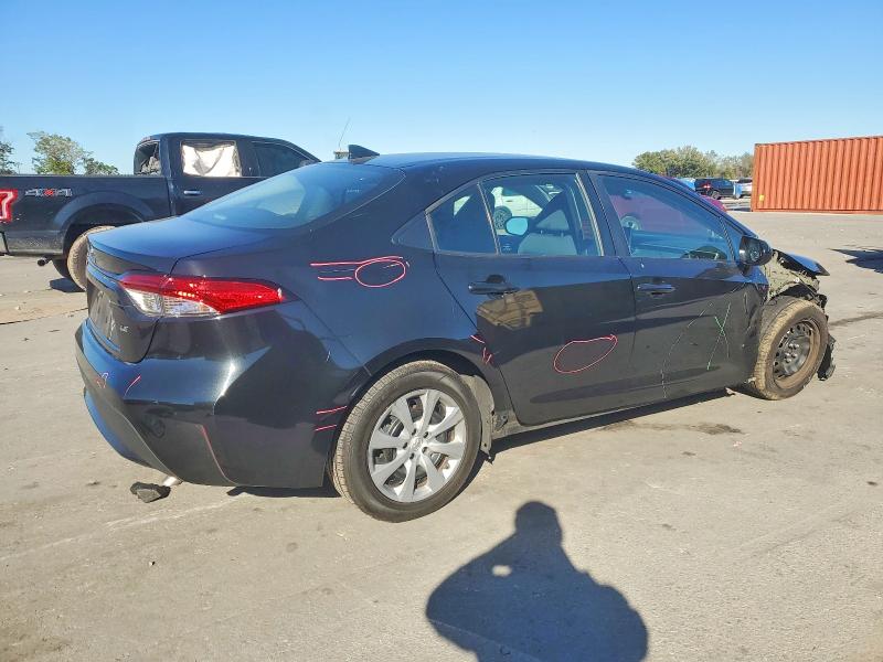 Photo 3 from auction – 2021 TOYOTA COROLLA LE with VIN 5YFEPMAE8MP169424
