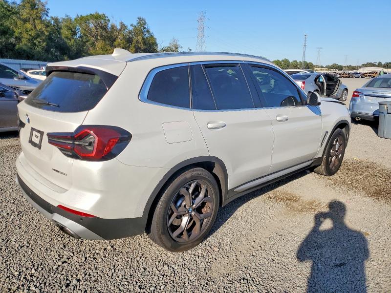 Photo 3 from auction – 2024 BMW X3 XDRIVE3 with VIN 5UX53DP01R9U82804