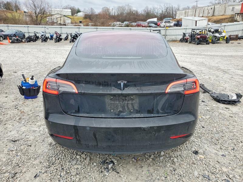 Photo 6 from auction – 2018 TESLA MODEL 3 with VIN 5YJ3E1EA2JF039813