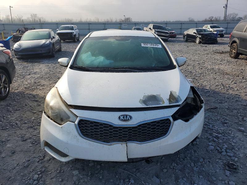 Photo 5 from auction – 2015 KIA FORTE LX with VIN KNAFX4A67F5328475