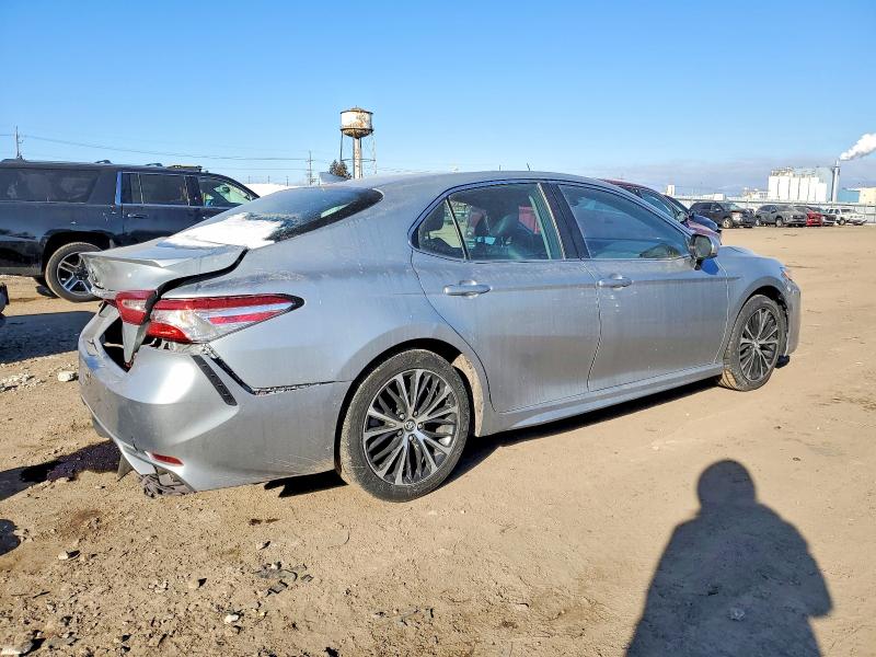 Photo 3 from auction – 2020 TOYOTA CAMRY with VIN 4T1G11AK2LU935188