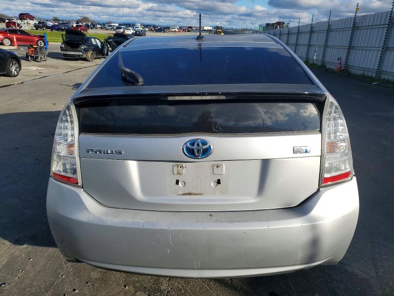 Photo 6 from auction – 2011 TOYOTA PRIUS with VIN JTDKN3DU3B0262817