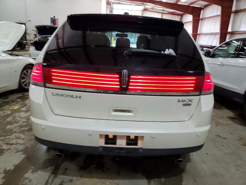 Photo 6 from auction – 2008 LINCOLN MKX with VIN 2LMDU88C38BJ39603