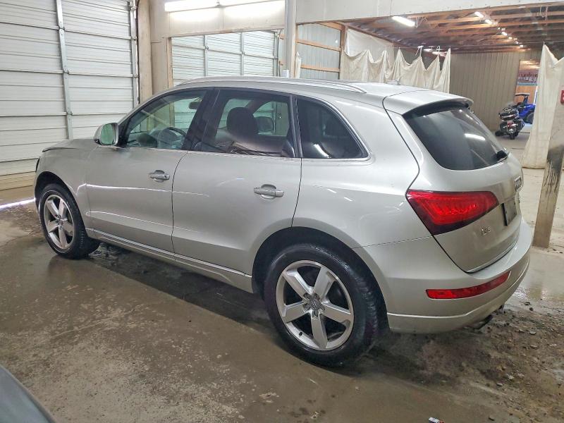 Photo 2 from auction – 2017 AUDI Q5 PREMIUM with VIN WA1L2AFP2HA019196