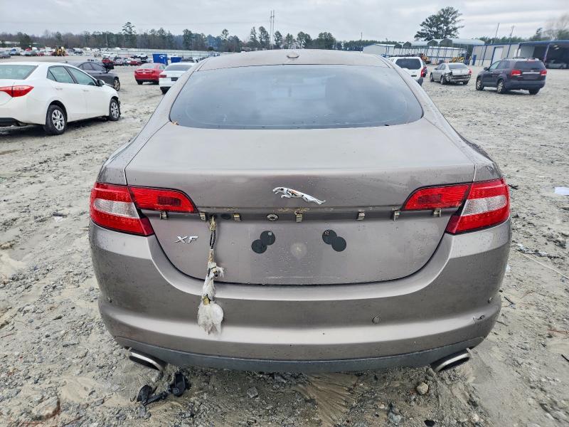 Photo 6 from auction – 2011 JAGUAR XF with VIN SAJWA0FB6BLS09293