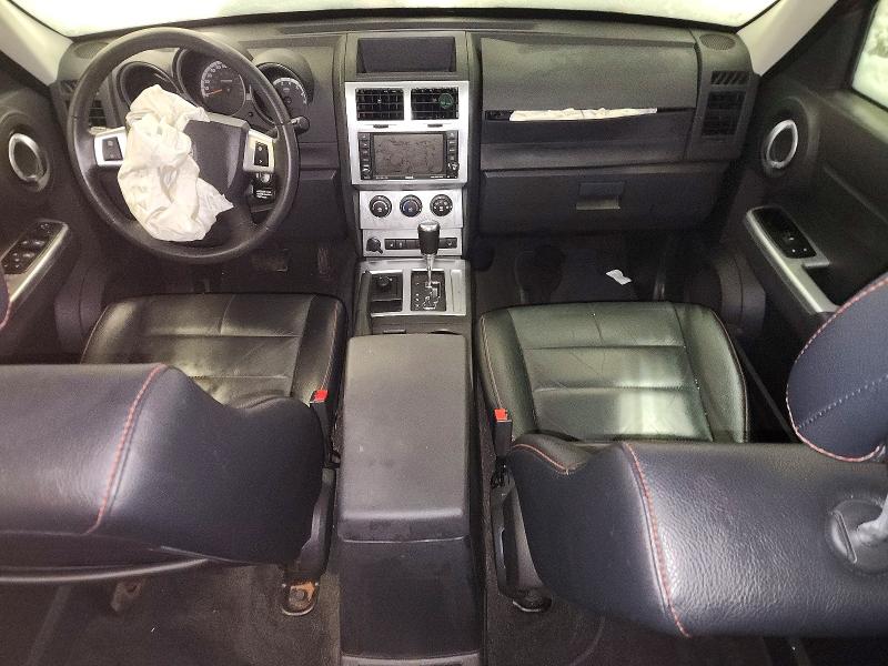 Photo 8 from auction – 2011 DODGE NITRO SHOC with VIN 1D4PU7GX5BW532717