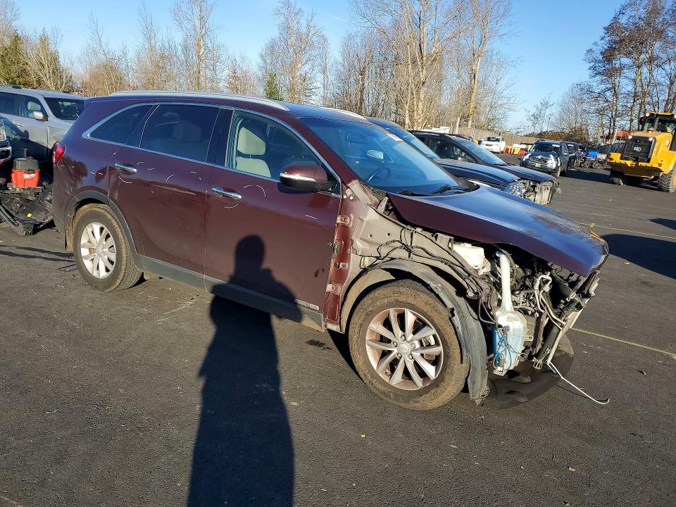 Photo 4 from auction – 2017 KIA SORENTO LX with VIN 5XYPGDA50HG291763