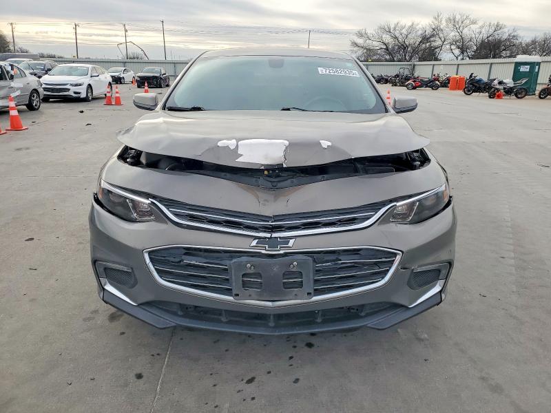 Photo 5 from auction – 2017 CHEVROLET MALIBU LT with VIN 1G1ZE5ST4HF266362