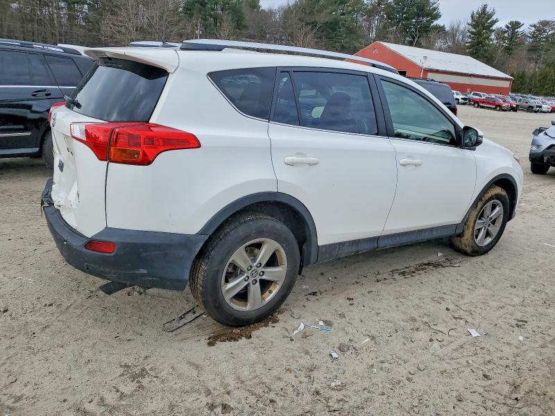 Photo 3 from auction – 2015 TOYOTA RAV4 with VIN JTMRFREV3FJ046293