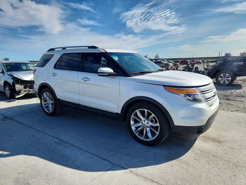 Photo 4 from auction – 2012 FORD EXPLORER L with VIN 1FMHK7F83CGA79447