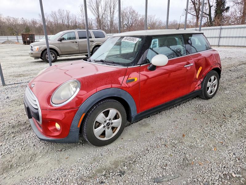 MINI COOPER 2015 with VIN WMWXM5C51FT939282 - Photo from auction