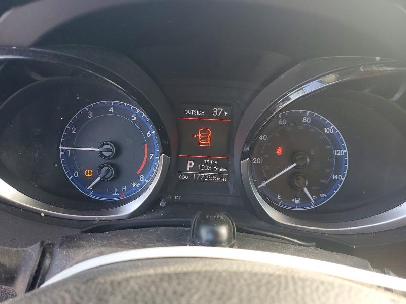 Photo 9 from auction – 2015 TOYOTA COROLLA L with VIN 2T1BURHE3FC243687