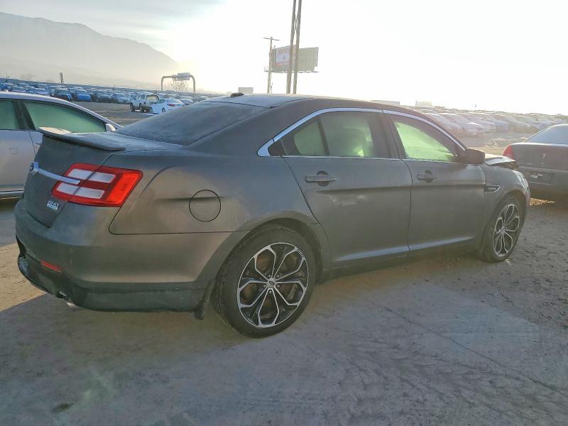 Photo 3 from auction – 2015 FORD TAURUS SHO with VIN 1FAHP2KT4FG177352