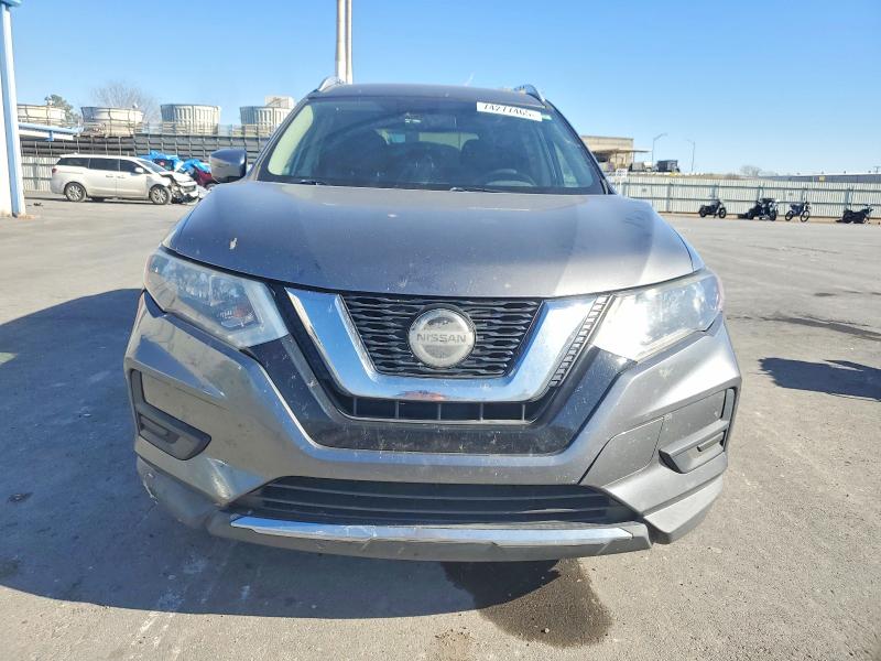 Photo 5 from auction – 2019 NISSAN ROGUE S with VIN KNMAT2MV6KP516158