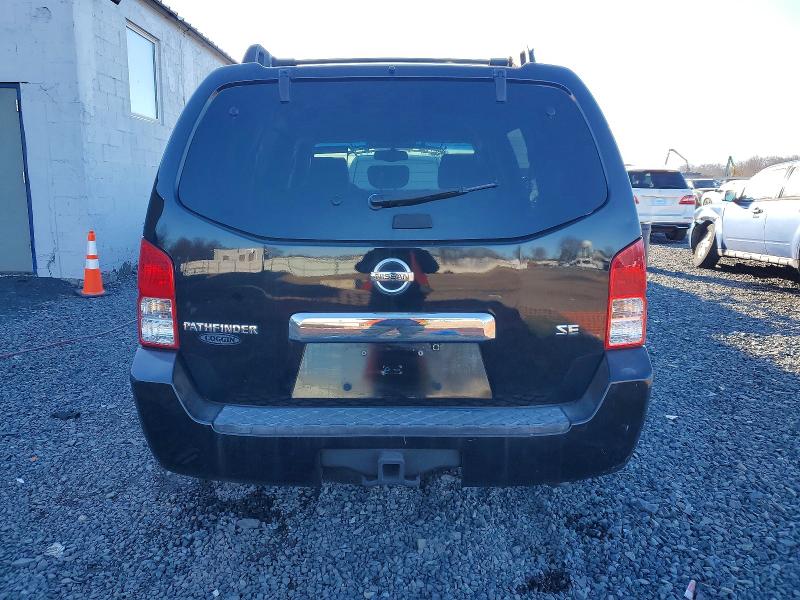 Photo 6 from auction – 2005 NISSAN PATHFINDER with VIN 5N1AR18U75C771628