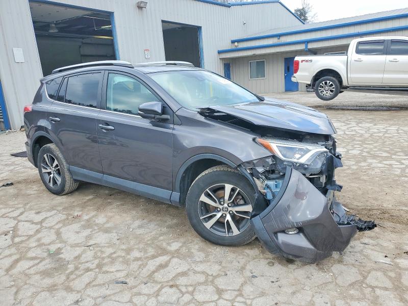 Photo 3 from auction – 2018 TOYOTA RAV4 ADVEN with VIN 2T3RFREVXJW697043