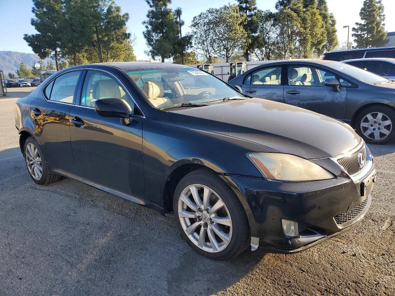 Photo 4 from auction – 2007 LEXUS IS 250 with VIN JTHCK262172009752