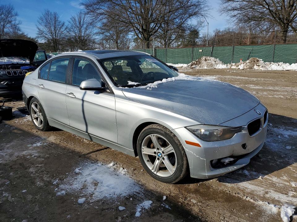 Photo 4 from auction – 2013 BMW 328 with VIN WBA3C1G5XDNR48195