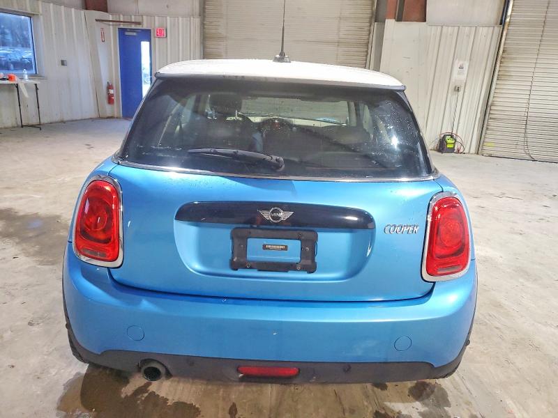 Photo 6 from auction – 2017 MINI COOPER with VIN WMWXP5C55H3C63576
