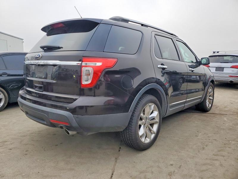 Photo 3 from auction – 2013 FORD EXPLORER X with VIN 1FM5K7D81DGA45725