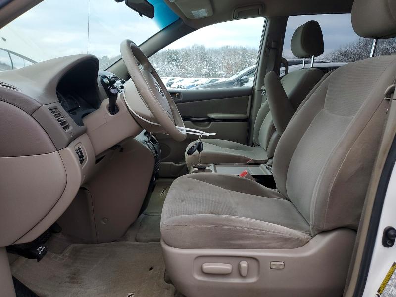 Photo 7 from auction – 2005 TOYOTA SIENNA CE with VIN 5TDZA23C85S367514