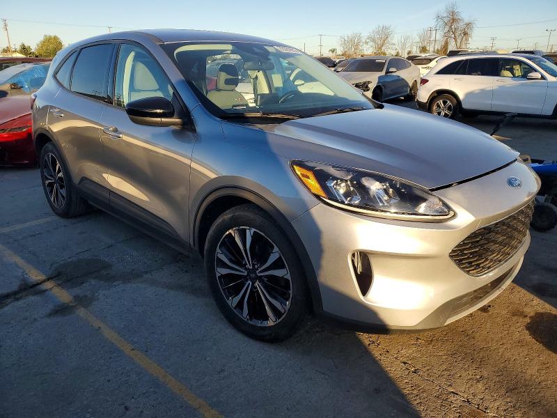 Photo 4 from auction – 2022 FORD ESCAPE SE with VIN 1FMCU0G62NUB55415