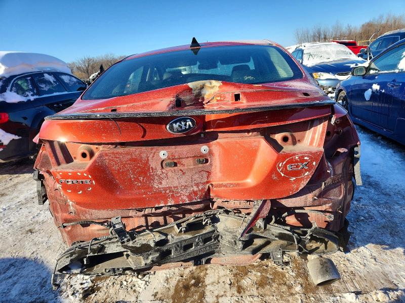 Photo 6 from auction – 2019 KIA FORTE EX with VIN 3KPF54AD5KE070978
