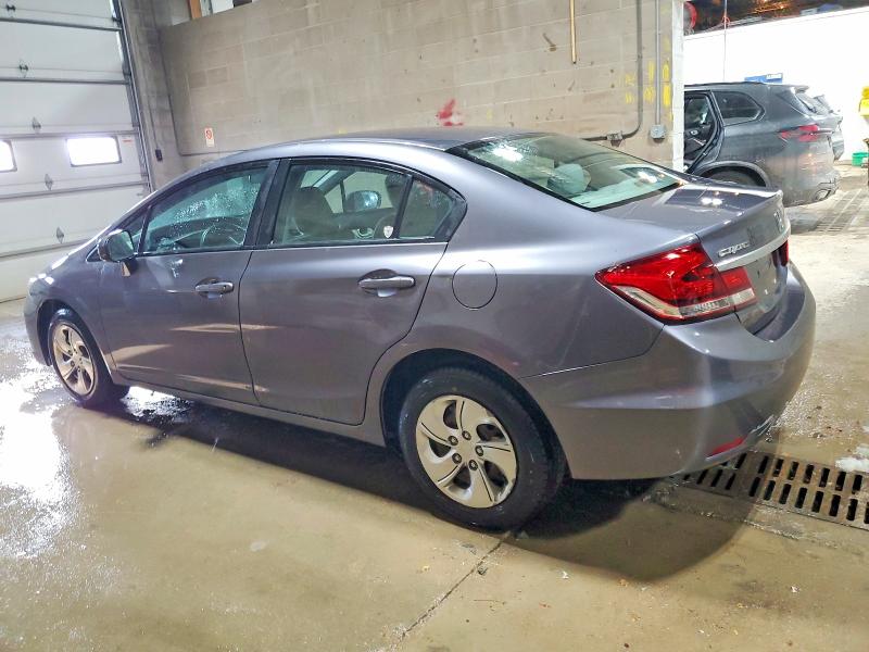 Photo 2 from auction – 2015 HONDA CIVIC LX with VIN 19XFB2F59FE121029