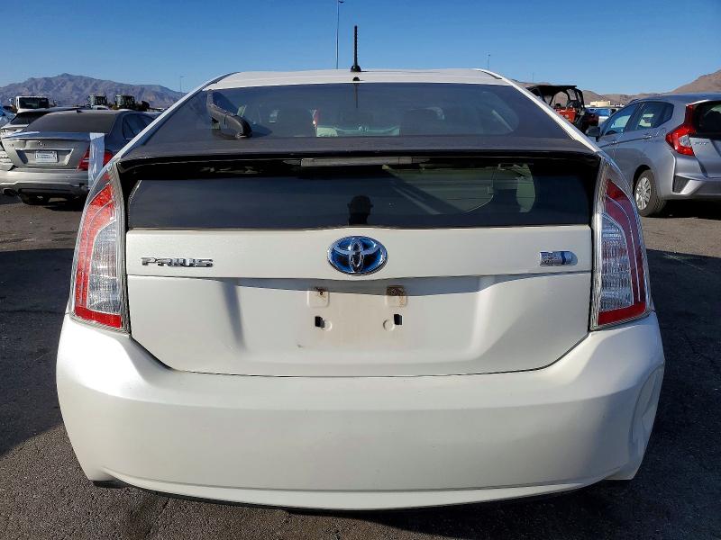 Photo 6 from auction – 2012 TOYOTA PRIUS with VIN JTDKN3DU2C5472412