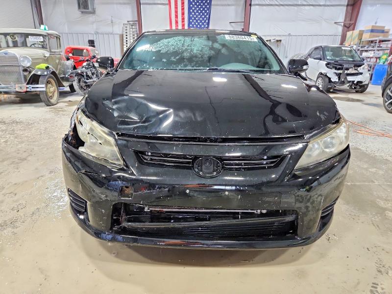 Photo 5 from auction – 2011 TOYOTA SCION TC with VIN JTKJF5C79B3000467