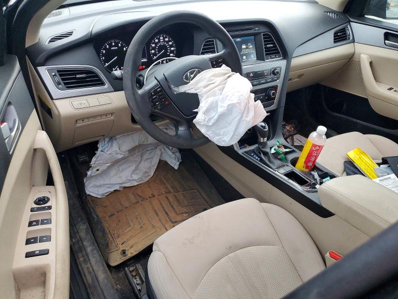 Photo 8 from auction – 2017 HYUNDAI SONATA SE with VIN 5NPE24AF4HH516810