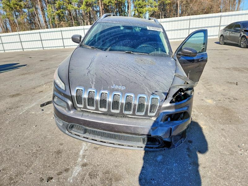 Photo 5 from auction – 2016 JEEP CHEROKEE with VIN 1C4PJMCB8GW333960