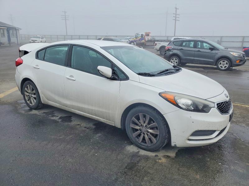 Photo 4 from auction – 2016 KIA FORTE LX with VIN KNAFX4A65G5512430