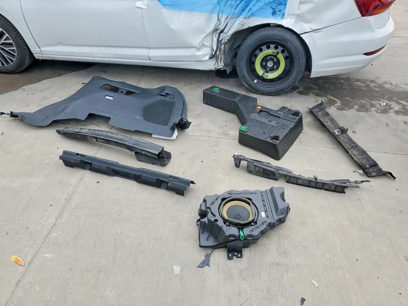 Photo 13 from auction – 2020 FORD EDGE with VIN 2FMPK3K90LBB45687