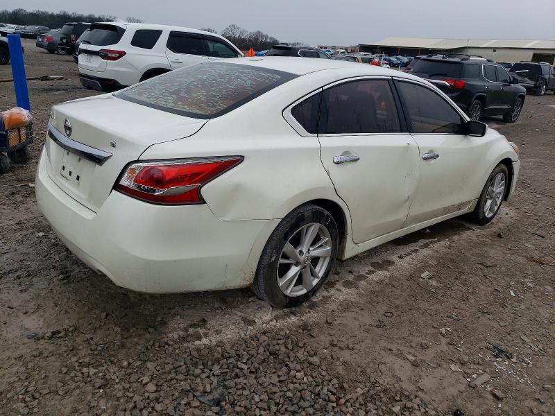 Photo 3 from auction – 2015 NISSAN ALTIMA with VIN 1N4AL3AP0FC166704