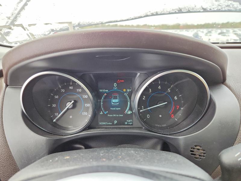 Photo 9 from auction – 2018 JAGUAR F-PACE PRE with VIN SADCK2FX1JA329698