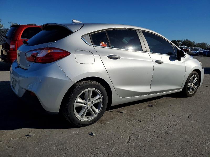 Photo 3 from auction – 2017 CHEVROLET CRUZE with VIN 3G1BE6SM3HS584226