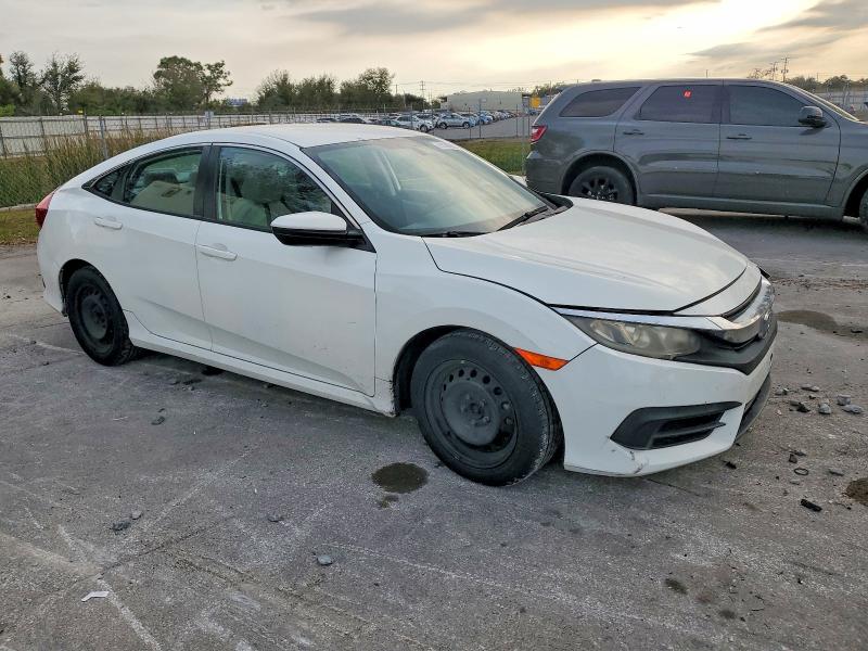 Photo 4 from auction – 2017 HONDA CIVIC LX with VIN 19XFC2F56HE062926
