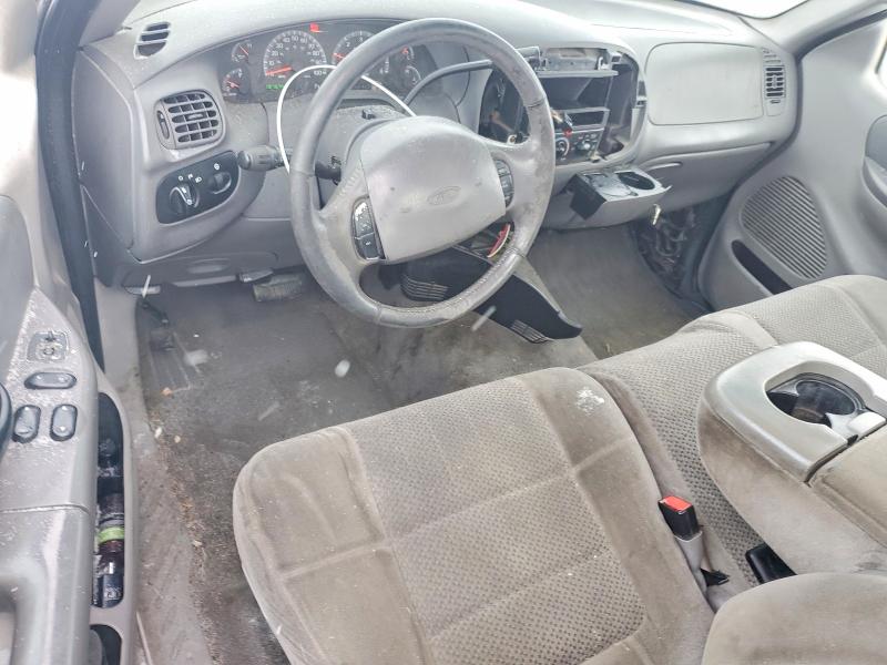 Photo 8 from auction – 2002 FORD F150 with VIN 2FTRF17W12CA22638