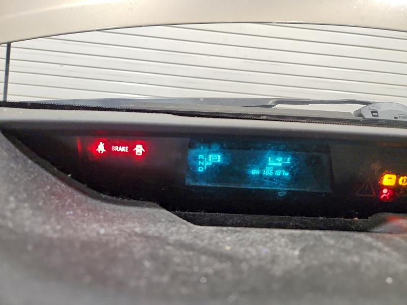 Photo 9 from auction – 2007 TOYOTA PRIUS with VIN JTDKB20U977571182