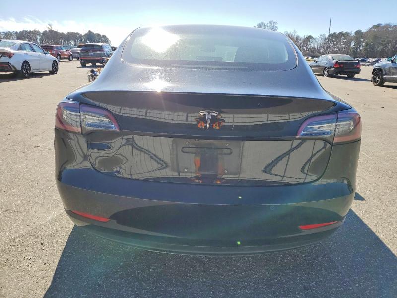 Photo 6 from auction – 2018 TESLA MODEL 3 with VIN 5YJ3E1EA3JF156445