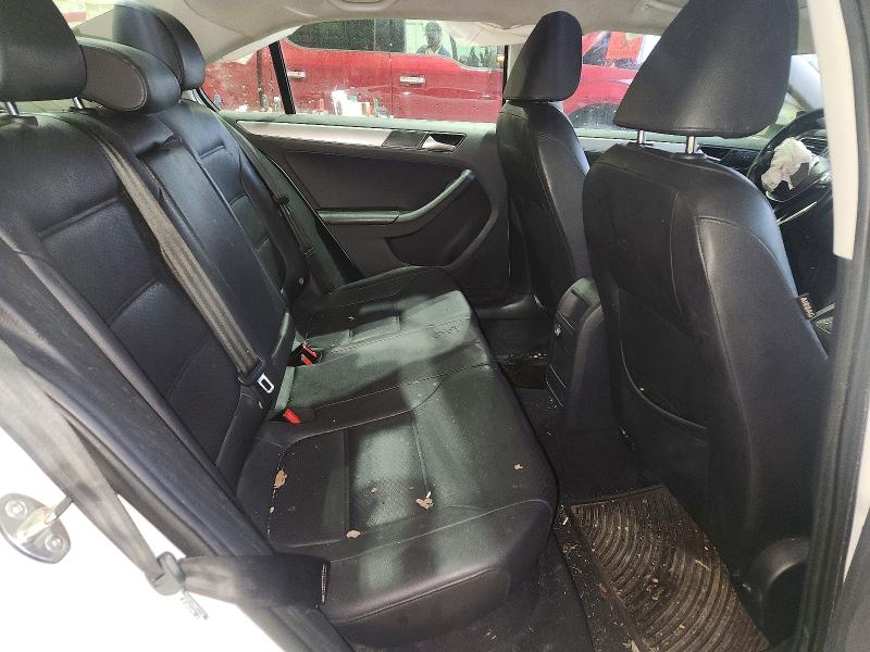 Photo 10 from auction – 2017 VOLKSWAGEN JETTA with VIN 3VWDB7AJ5HM290284