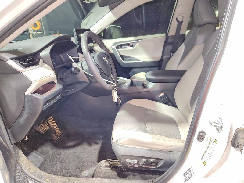 Photo 7 from auction – 2023 TOYOTA RAV4 with VIN 2T3Y1RFV1PW268746