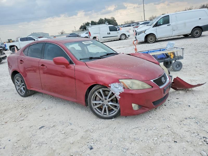 Photo 4 from auction – 2006 LEXUS IS with VIN JTHBE262562004703
