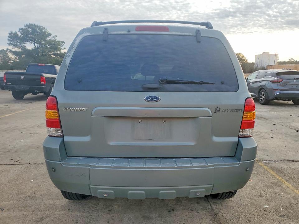 Photo 6 from auction – 2006 FORD ESCAPE HEV with VIN 1FMYU95H66KC08743