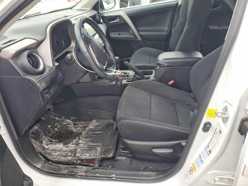 Photo 7 from auction – 2017 TOYOTA RAV4 XLE with VIN 2T3RFREV3HW594010