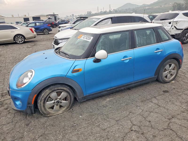 MINI COOPER 2018 with VIN WMWXU1C56J2F92932 - Photo from auction