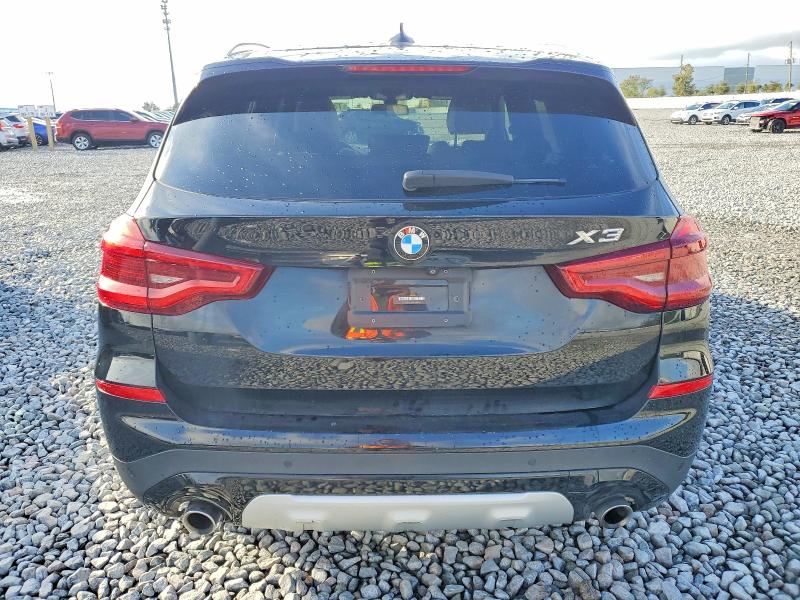 Photo 6 from auction – 2018 BMW X3 XDRIVE3 with VIN 5UXTR9C53JLD64509