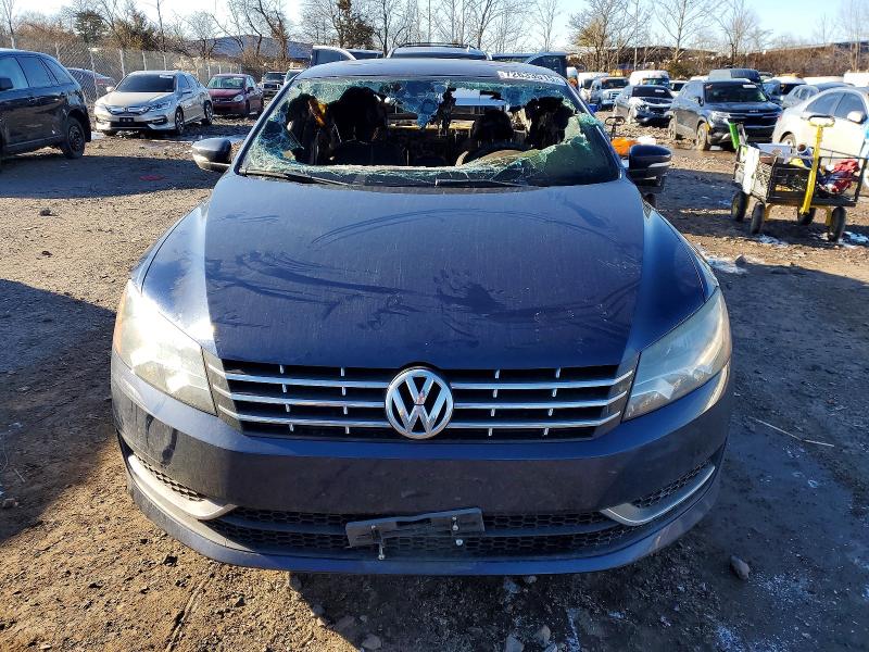 Photo 5 from auction – 2015 VOLKSWAGEN PASSAT with VIN 1VWBV7A31FC019494