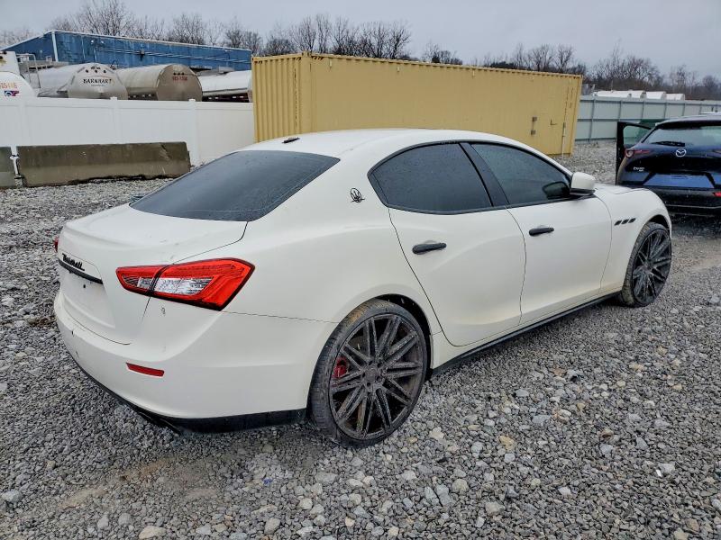 Photo 3 from auction – 2016 MASERATI GHIBLI with VIN ZAM57XSA6G1187177